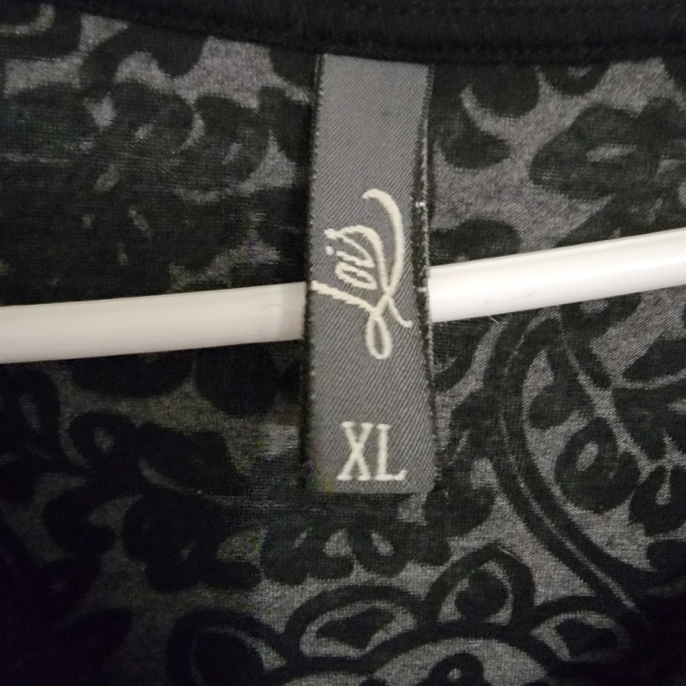 Ladies long sleeve top